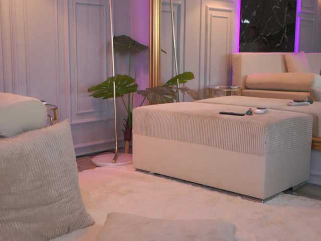 EmmaNoor live cam on BongaCams
