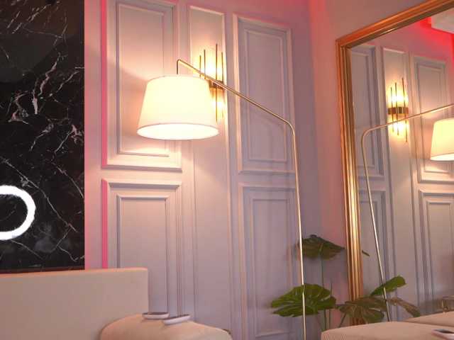 EmmaNoor live cam on BongaCams