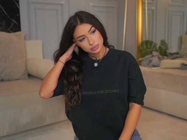 EmmaNoor live cam on BongaCams