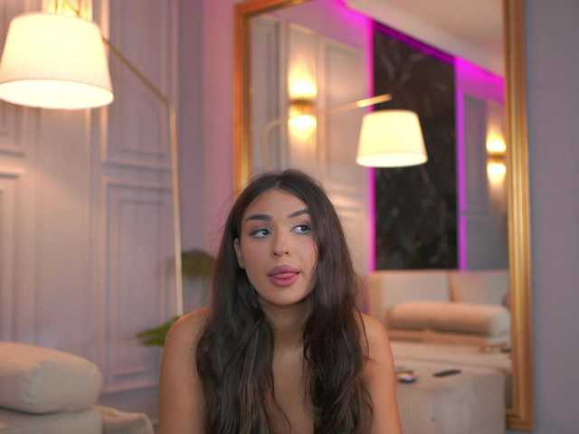 EmmaNoor live cam on BongaCams