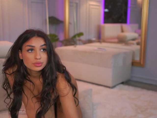 EmmaNoor live cam on BongaCams