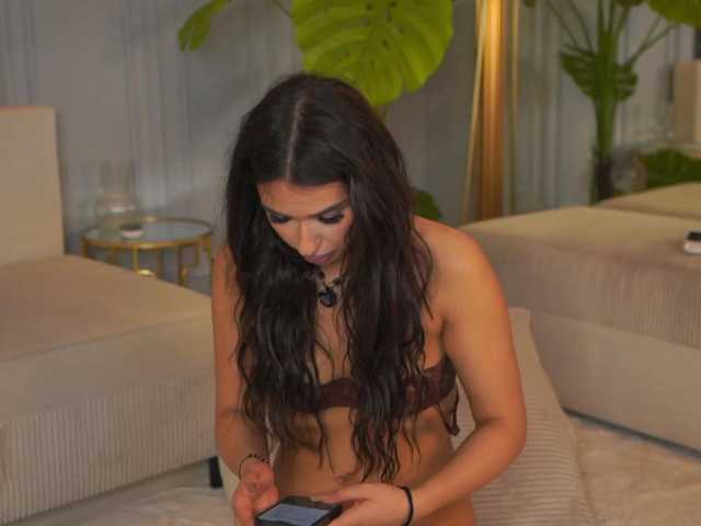 EmmaNoor live cam on BongaCams