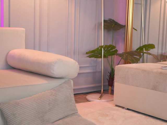 EmmaNoor live cam on BongaCams