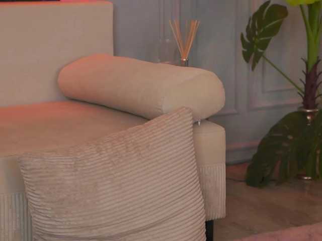 EmmaNoor live cam on BongaCams
