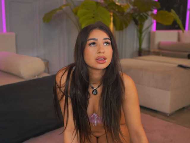 EmmaNoor live cam on BongaCams