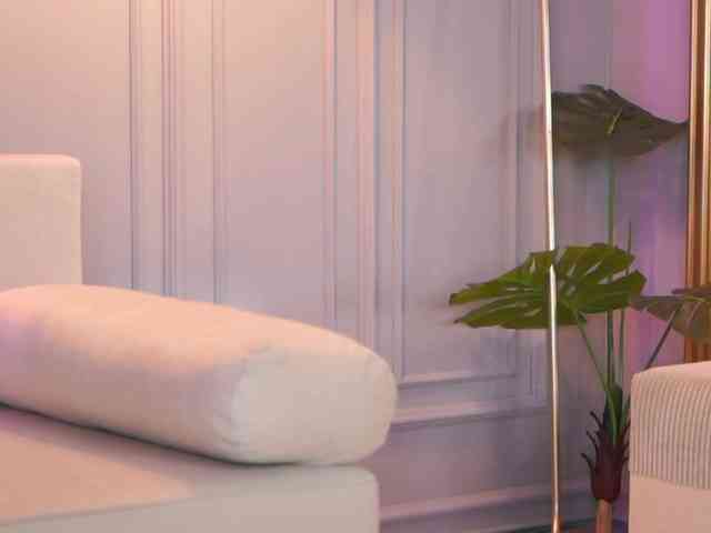 EmmaNoor Live Webcam on BongaCams