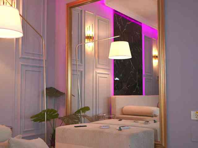 EmmaNoor webcam