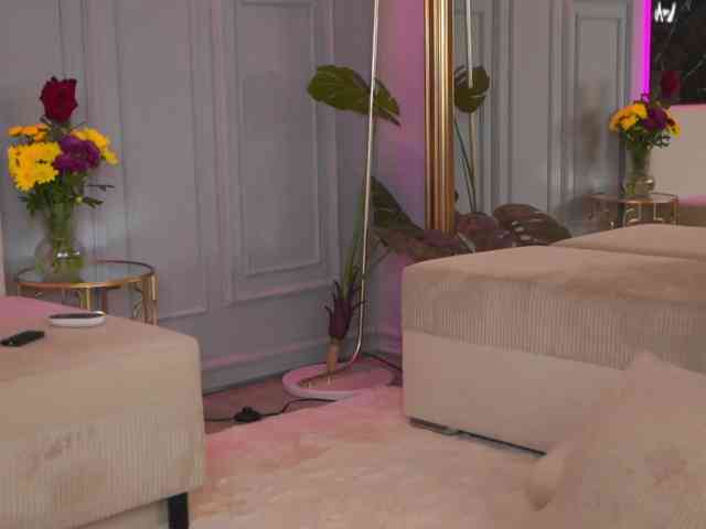 EmmaNoor webcam