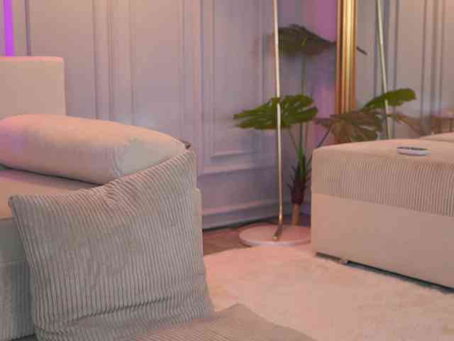 EmmaNoor webcam
