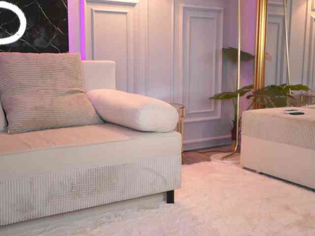 EmmaNoor webcam