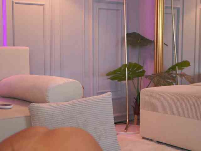 EmmaNoor webcam