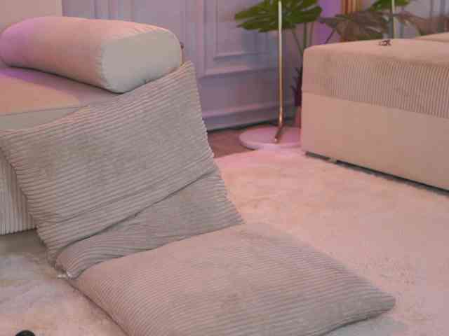EmmaNoor webcam
