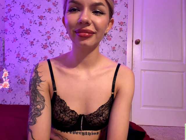 isabelluck1 live cam on BongaCams