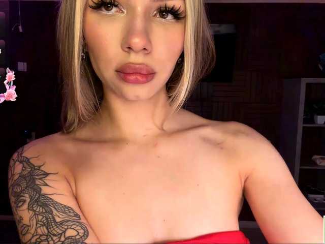 isabelluck1 live cam on BongaCams