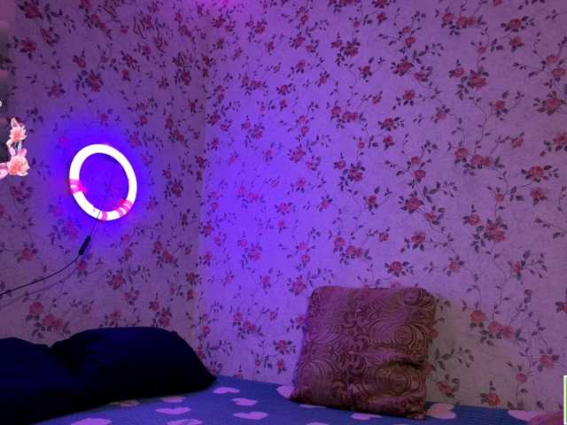 isabelluck1 live cam on BongaCams