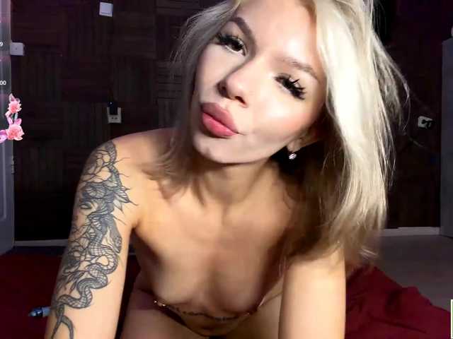 isabelluck1 live cam on BongaCams
