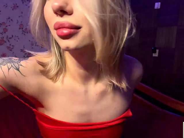 isabelluck1 live cam on BongaCams