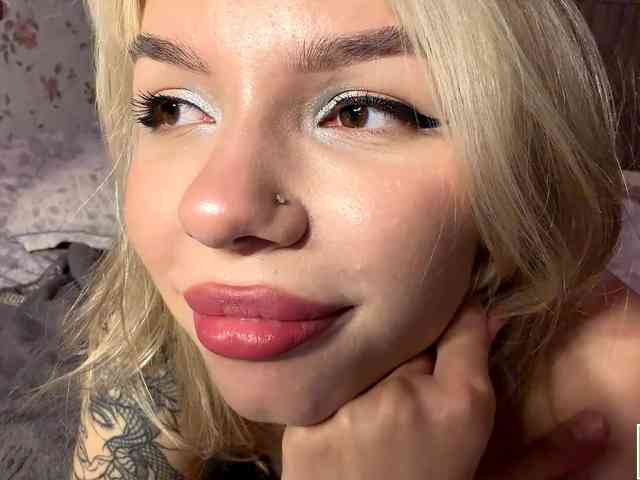 Model: isabelluck1