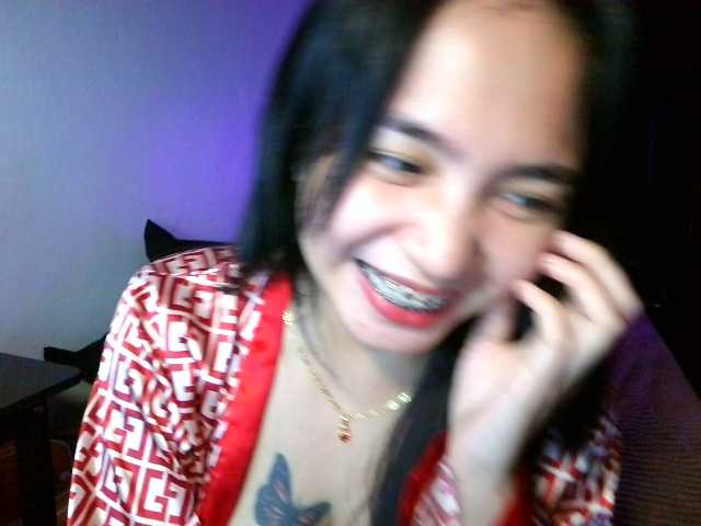 candybaby live cam on BongaCams