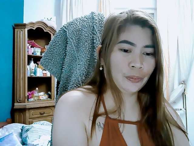 GoddessMia live cam on BongaCams