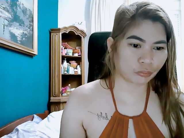 GoddessMia live cam on BongaCams