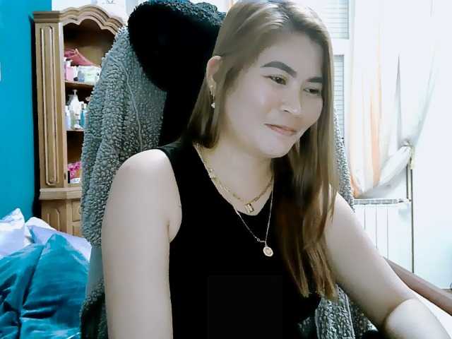 GoddessMia live cam on BongaCams