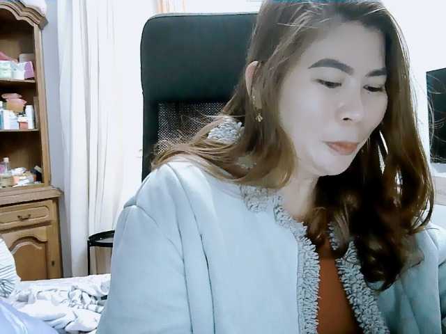 GoddessMia, en directo ahora en BongaCams