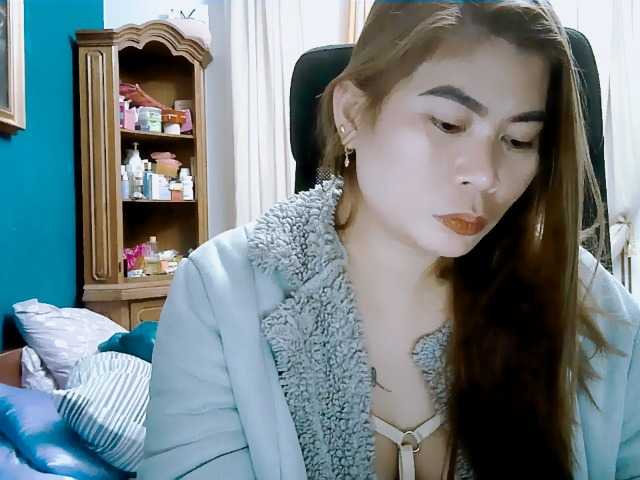 GoddessMia live cam on BongaCams