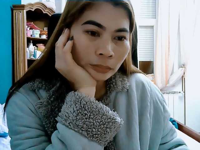 GoddessMia live cam on BongaCams