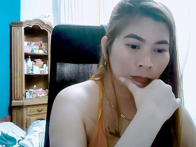 GoddessMia live cam on BongaCams