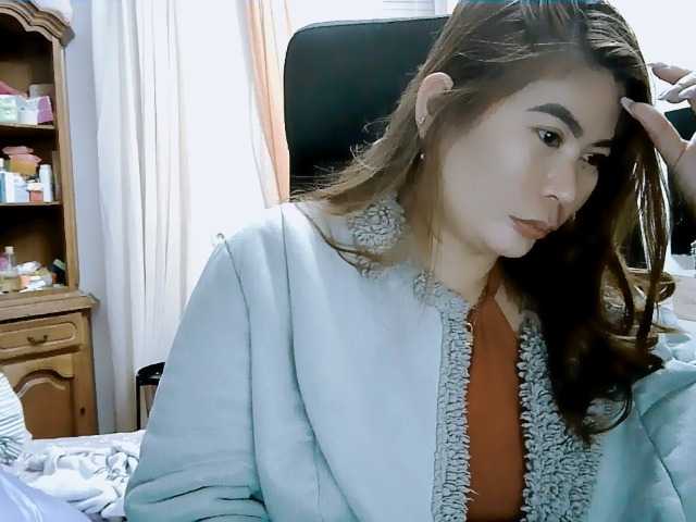 GoddessMia live cam on BongaCams