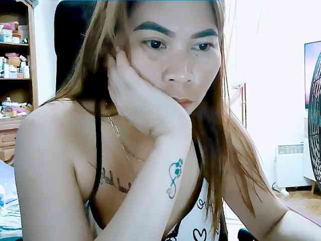GoddessMia Live Webcam on BongaCams