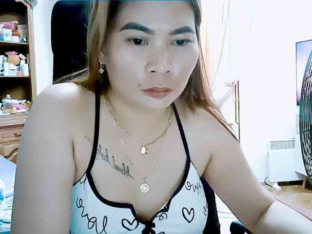 GoddessMia webcam