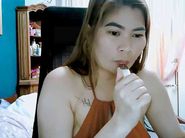 GoddessMia webcam