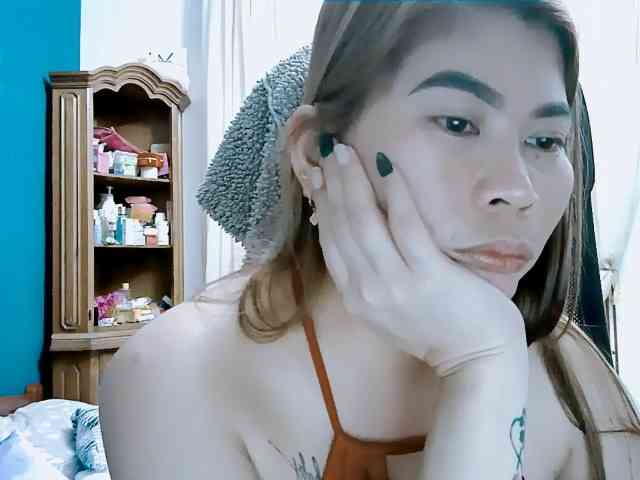 GoddessMia webcam