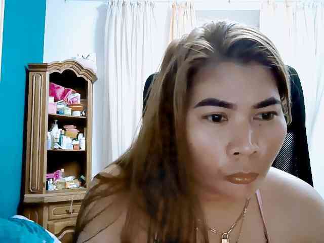 GoddessMia webcam