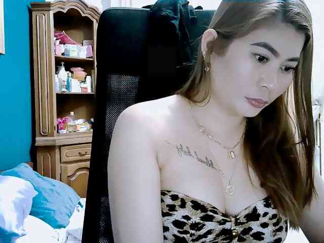 GoddessMia webcam