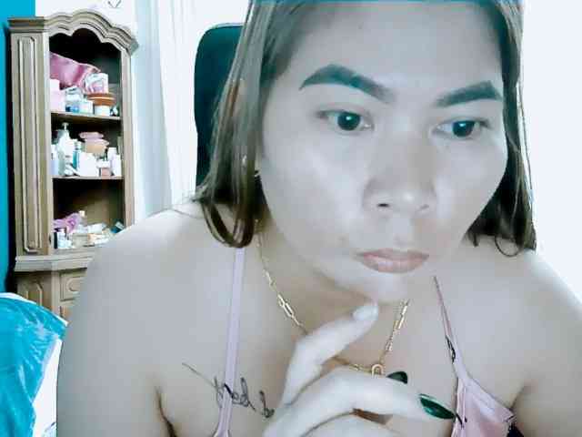 GoddessMia webcam