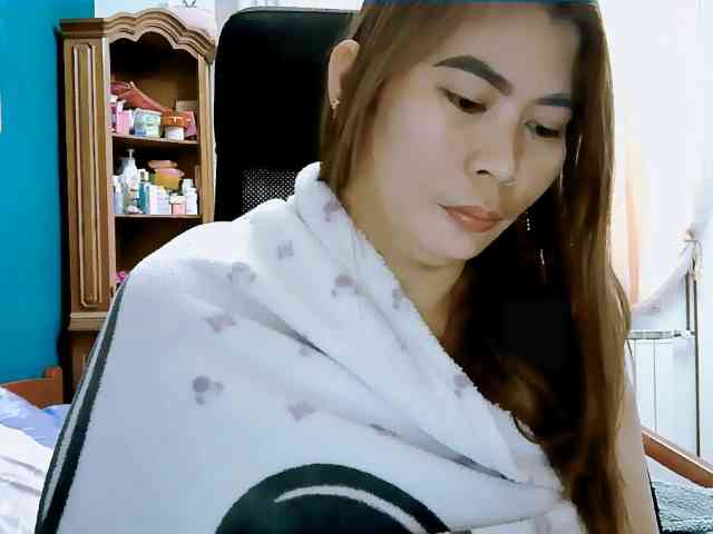 GoddessMia webcam