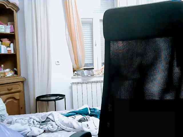 GoddessMia webcam