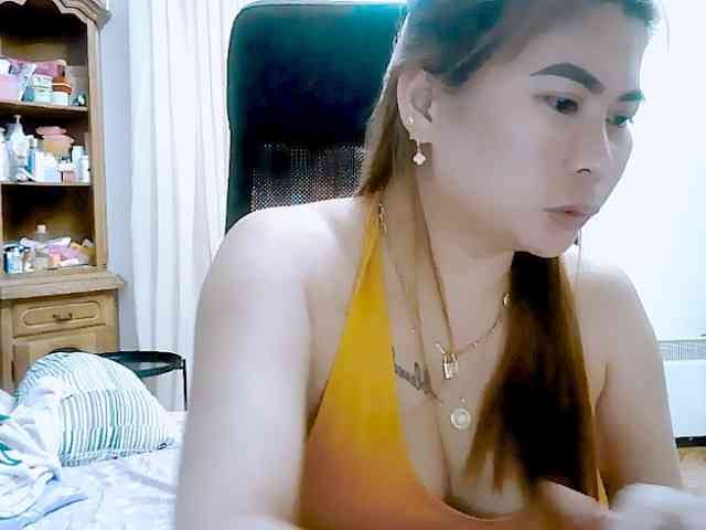 GoddessMia's webcam live show