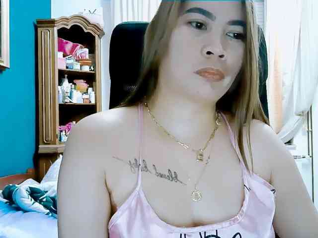 goddessmia's live room