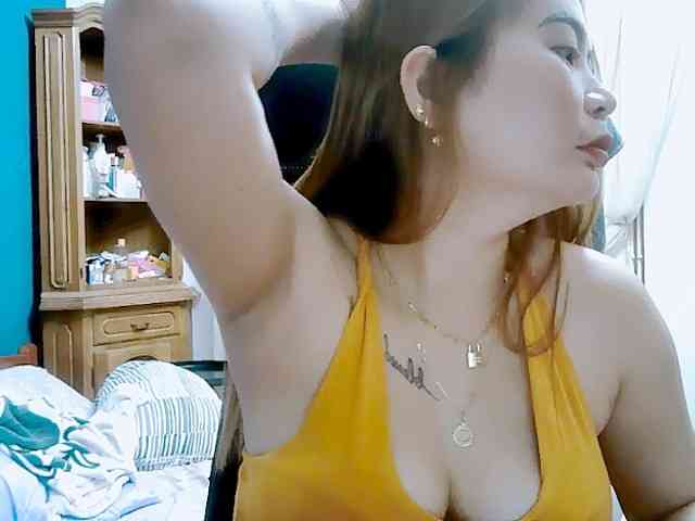 GoddessMia webcam
