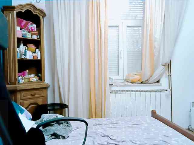 GoddessMia webcam