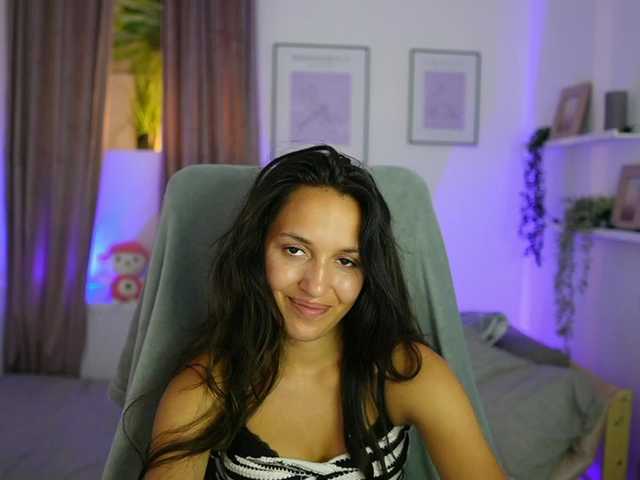 MiraGrey live cam on BongaCams