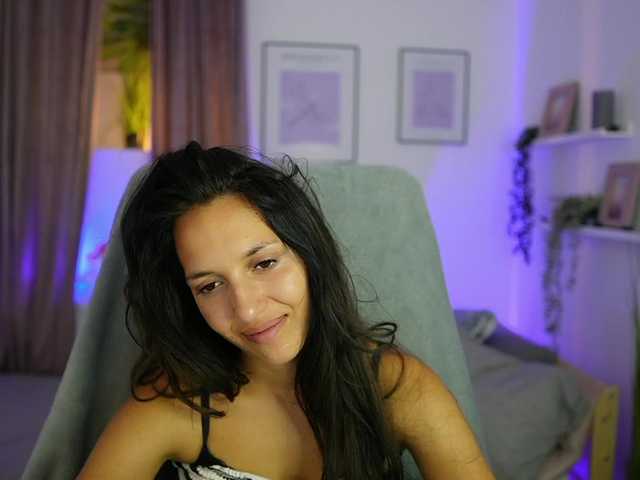 MiraGrey live cam on BongaCams