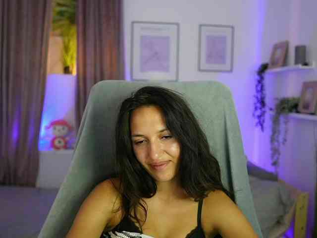MiraGrey webcam