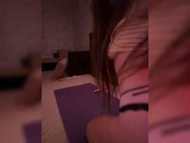 sweetpopikkk webcam