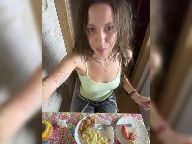 sweetpopikkk webcam