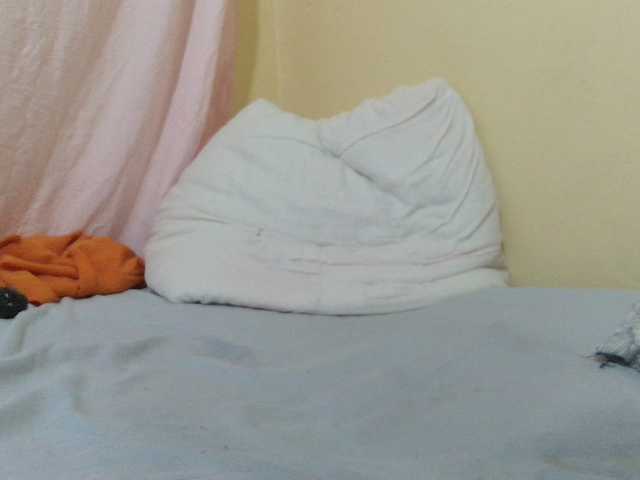 Slutty-rihh live cam